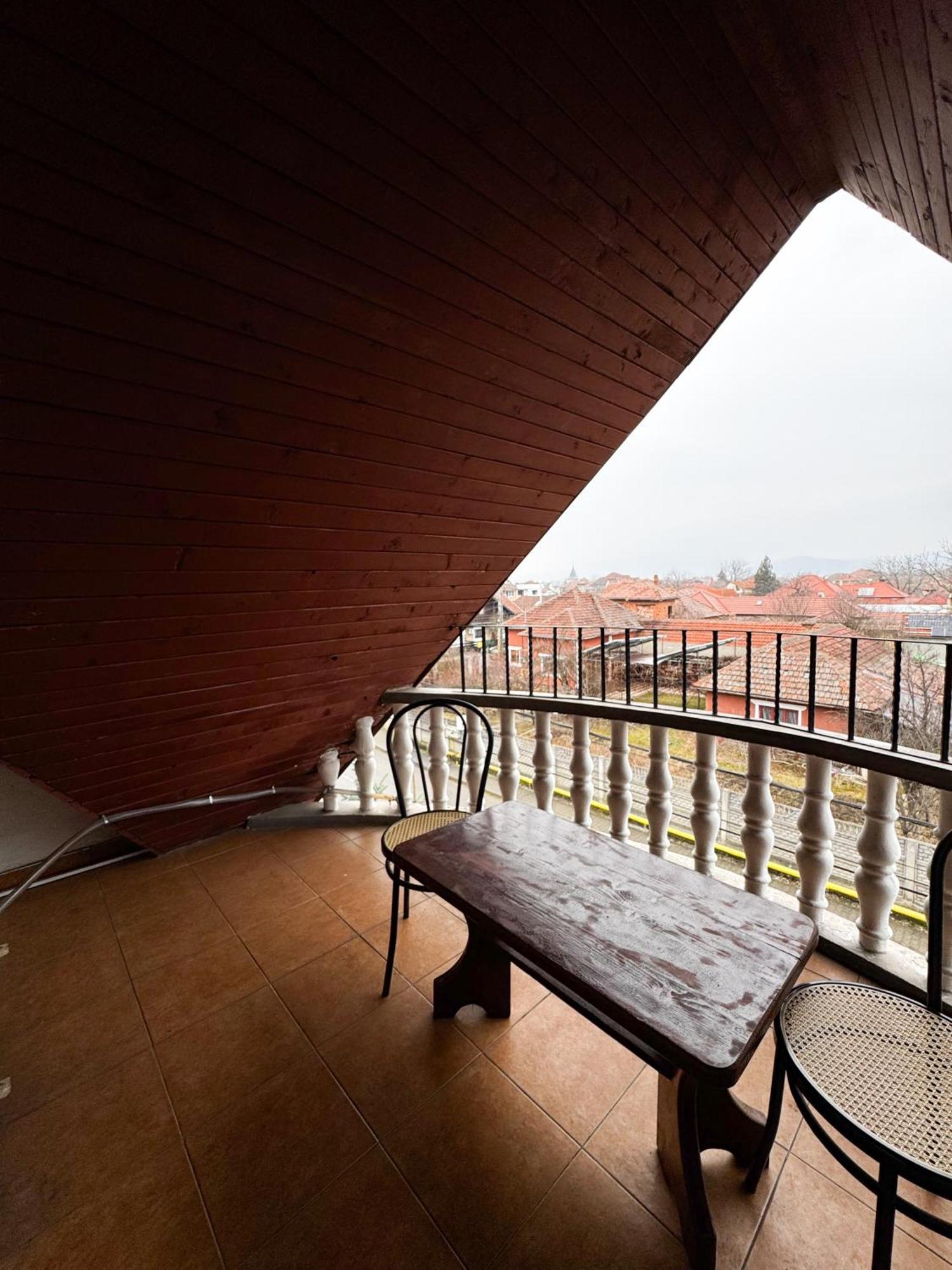 Pensiunea Vila Silva I Haţeg Exteriér fotografie